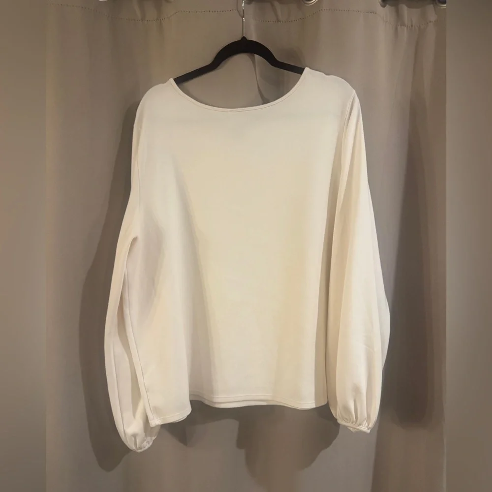Worthington Long Sleeve White Women's Top